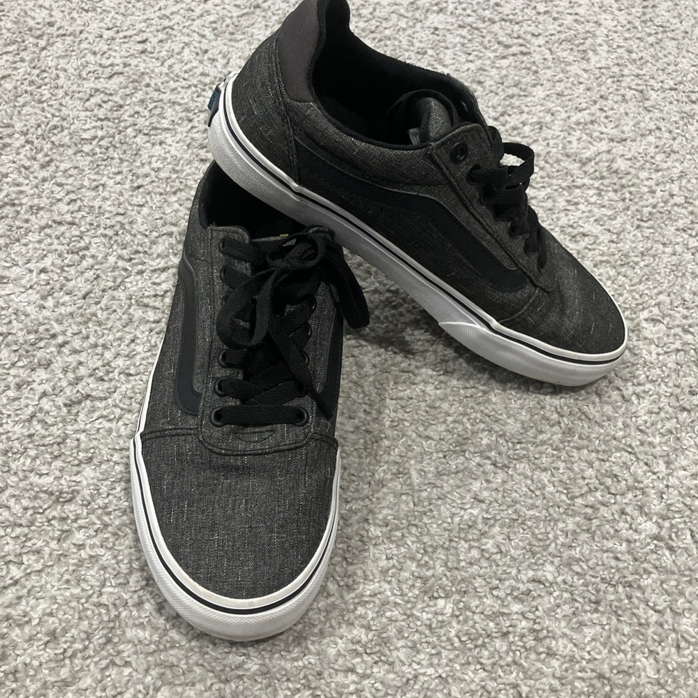 Vans Ward Retro Gray & Black Lace Ups - Men's Size 7.5 Casual Skater EUC